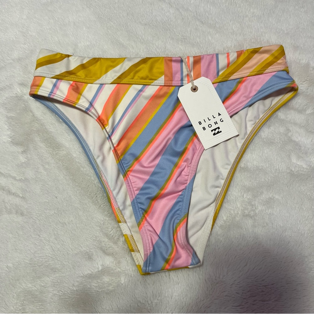 Billabong Bikini bottoms NWT